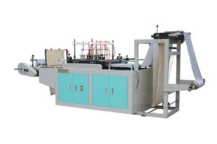 WQ-600 Computer PE roll Apron Making Machine